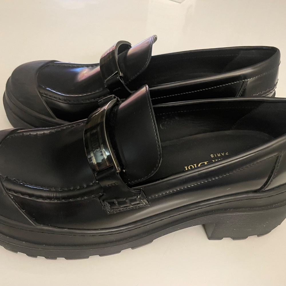 Christian Dior Classic Loafers barely worn!🖤 - Picture 3 of 5